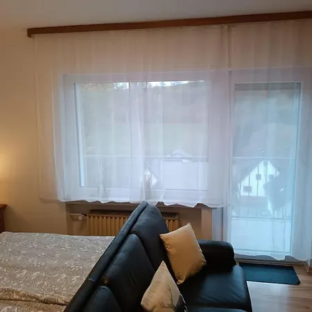 80qm Komfortable Fuer Bis Zu 6 Personen